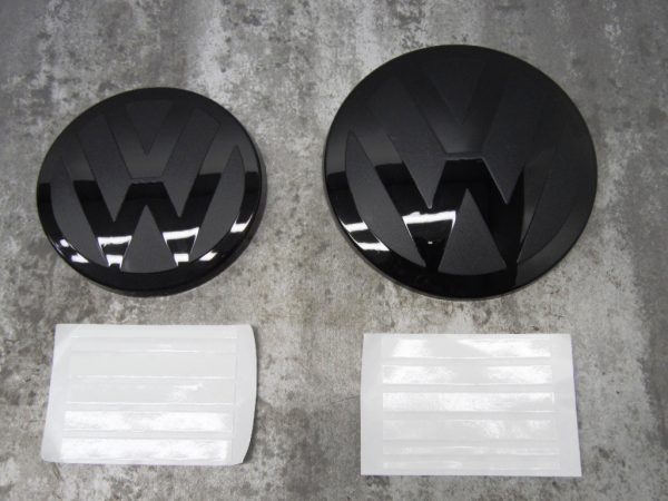 Volkwagen Golf Mk8 2021/24 Emblem Cover